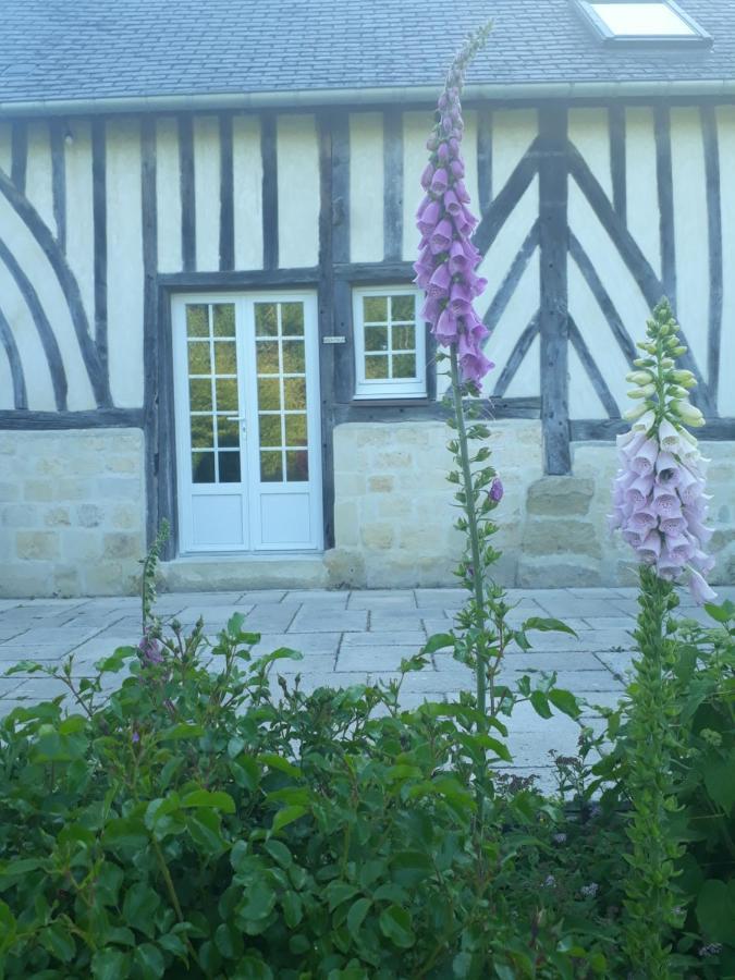 Gite 'Les Matins Calmes ' Cheffreville-Tonnencourt Exterior foto